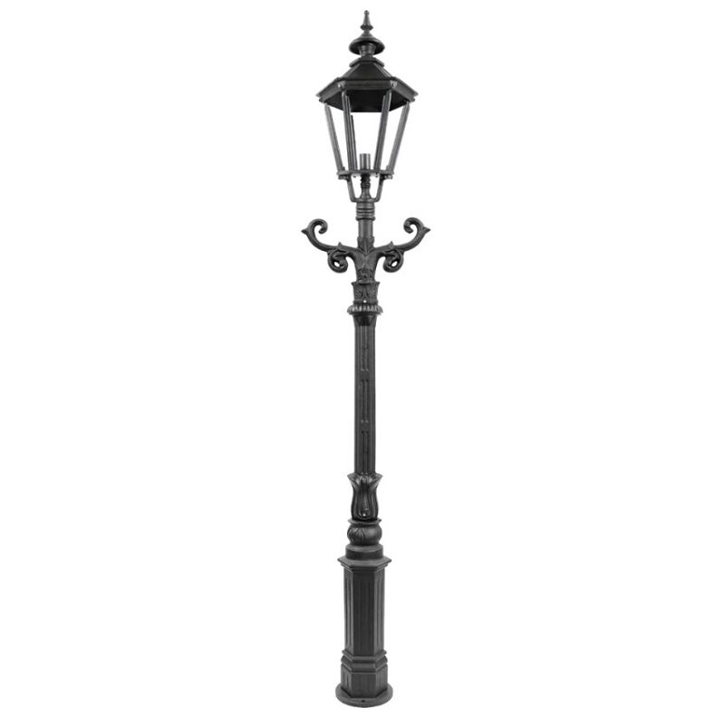 classical outdoor street and garden lighting pole
